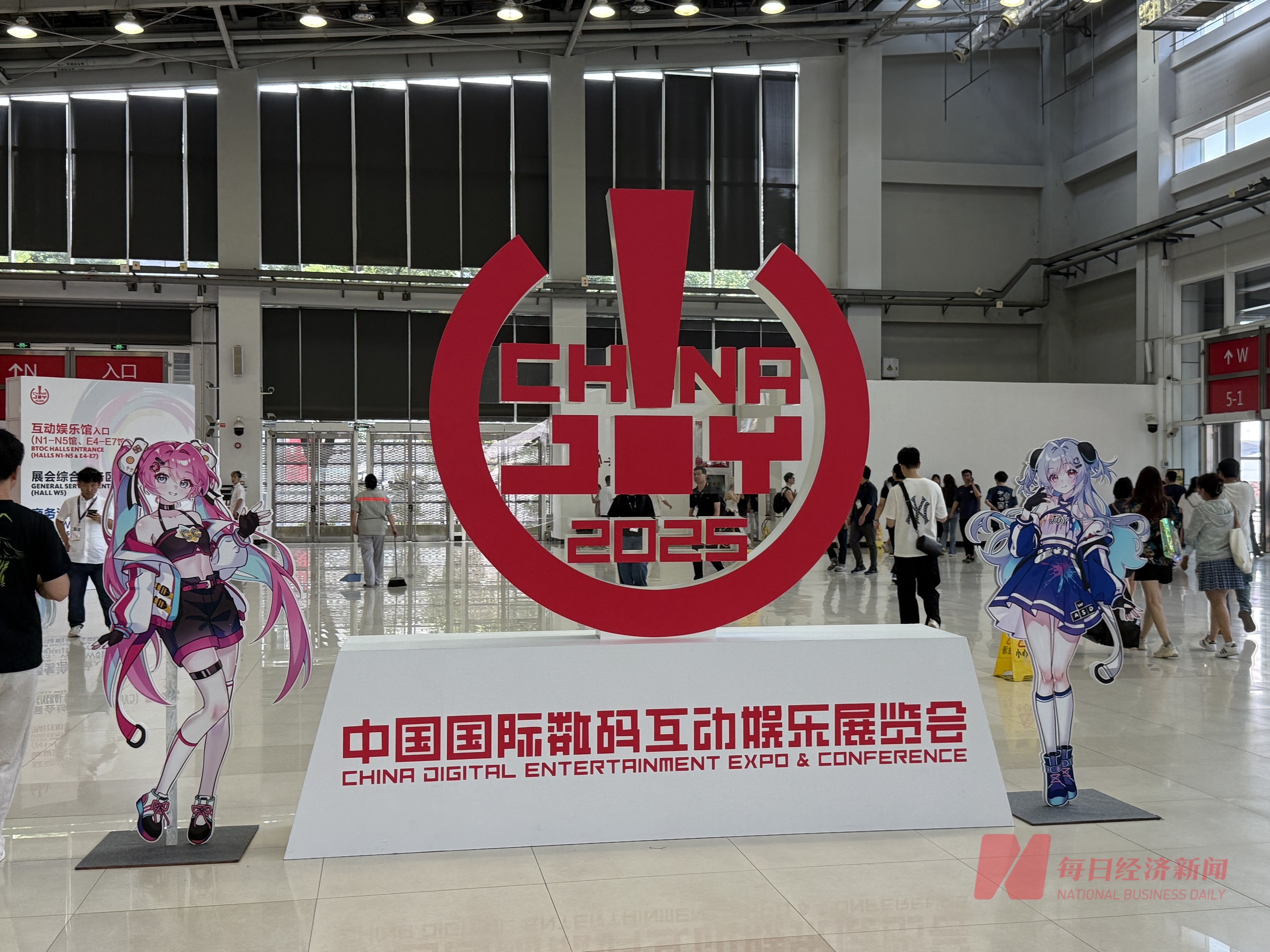 pg电子试玩网站免费具身智能舞动、淘宝闪购进场、硬核游戏扎堆：22岁的ChinaJoy什么变了？什么没变？(图2)